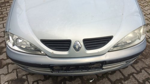 Dezmembrez renault megane 1 1.6 benzina