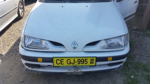 Dezmembrez Renault Megane 1 1.6 E 66kw 90cp 1997