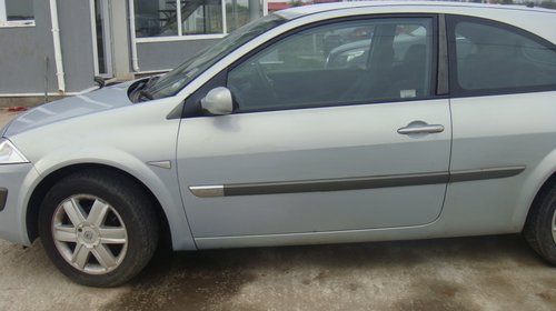 Dezmembrez Renault Megane 1.4 16V 2003