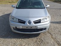 Dezmembrez Renault Megane 1.4 16v 2003