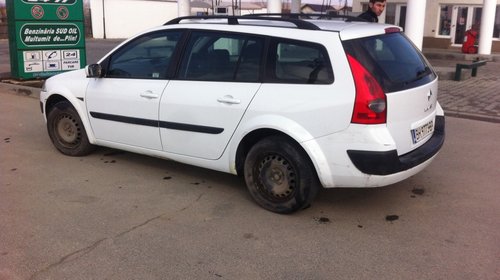 Dezmembrez Renault Megane 1.5 dCi 2004