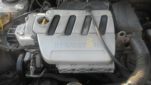 Dezmembrez Renault Megane 1 an 2000-2003 1.6 16 v benzina