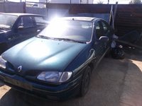 Dezmembrez Renault Megane 1 din 2000