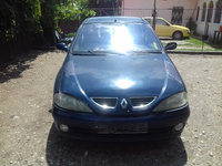 Dezmembrez Renault Megane 1 sedan 1.6 16v an 2002