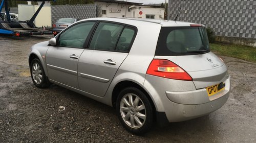 Dezmembrez Renault Megane 2 1.6 16v