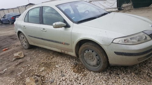 Dezmembrez Renault Megane 2 1.6 benzina 2003