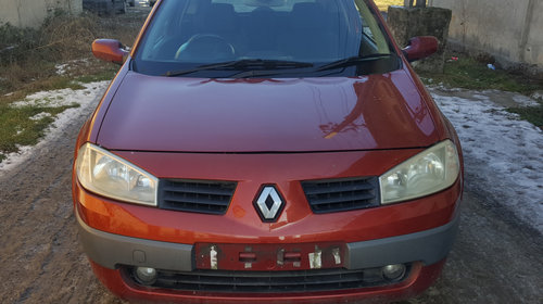 Dezmembrez Renault Megane 2 2004 Hatchback 1.