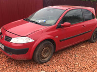 Dezmembrez Renault Megane 2, an 2004, motor K4J