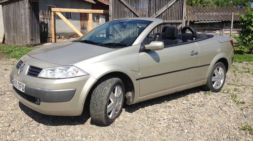 Dezmembrez Renault Megane 2 cabrio