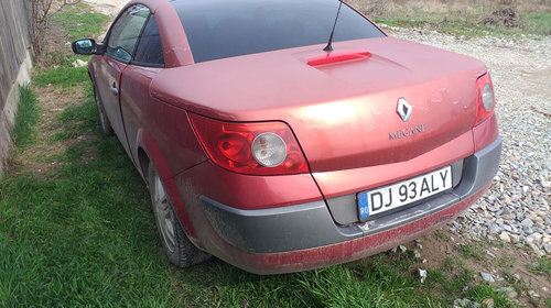 Dezmembrez Renault Megane 2 CC nonfacelift 1.9 dci