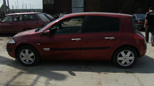 Dezmembrez RENAULT MEGANE 2 DIN 2003 (1.9 D) 