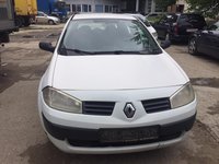 Dezmembrez Renault Megane 2 din 2004