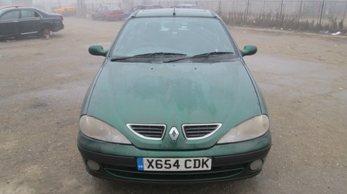 Dezmembrez Renault Megane 2001 1.6 16v