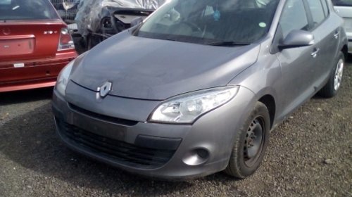 Dezmembrez Renault Megane 2010 Hatchback 1.5 