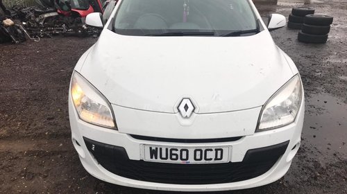 Dezmembrez Renault Megane 3 1.5 dci an 2012 e