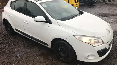 Dezmembrez Renault Megane 3 1.5dci an 2012 euro 5