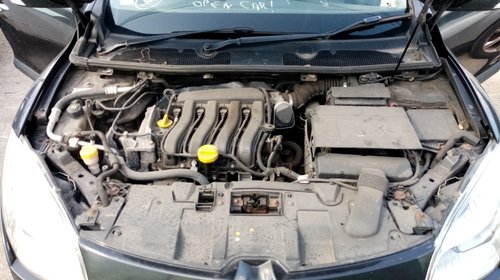 Dezmembrez Renault Megane 3 1.6 Benzina 81KW