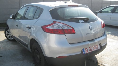 Dezmembrez Renault Megane 3 2009-2012
