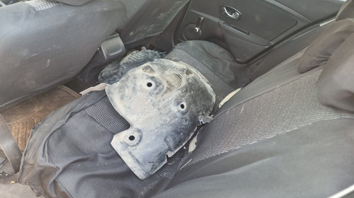 Dezmembrez Renault Megane 3 2014 HatchBack 1.5 dci K9K 836