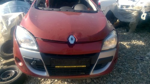 Dezmembrez Renault Megane 3 Coupe, 1.6 16v 81