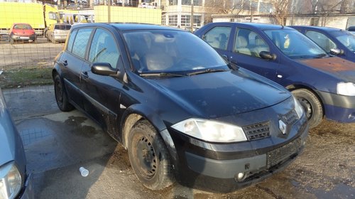 Dezmembrez Renault Megane din 2005