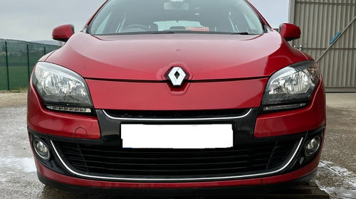 Dezmembrez Renault Megane III 1.6 dCi Manual 130 CP Cod Motor : R9M