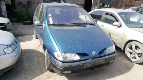 Dezmembrez Renault Megane Scenic 1 1.6b 8v (K7M702), an 1997