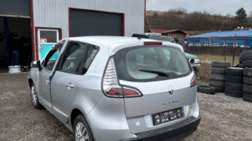 Dezmembrez Renault Megane Scenic 2015