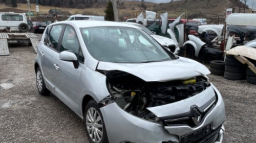 Dezmembrez Renault Megane Scenic 2015