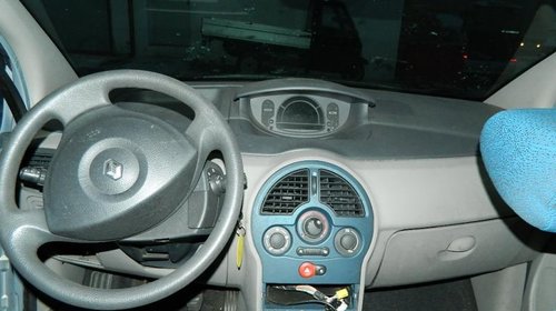 Dezmembrez Renault Modus - 2004