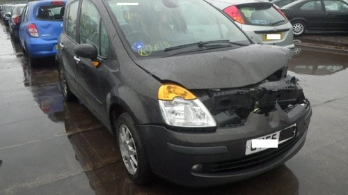 Dezmembrez Renault Modus din 2005, 1.5d