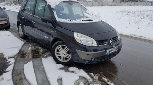 Dezmembrez Renault Scenic 1900 dci an 2006