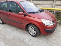 Dezmembrez Renault Scenic 2, 1.5 dci, 60 kw, 82 cp, 2005, motor