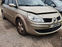 Dezmembrez Renault Scenic 2 , 1.6 benzina , an 2007