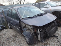 Dezmembrez Renault Scenic 2 1.9dci 6+1 viteze 2003-2008 Dezmembrari