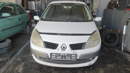 Dezmembrez Renault Scenic 2 2007 MONOVOLUM 1.9 131