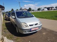 Dezmembrez renault scenic 2002