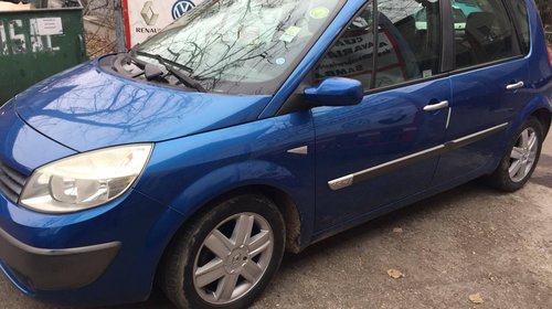 Dezmembrez Renault Scenic 2004 JM0C0H 1.6