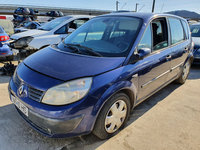 Dezmembrez Renault Scenic 2005 1.9dci