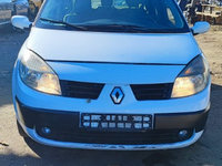 Dezmembrez Renault Scenic 2006 utilitara 1.5 dci