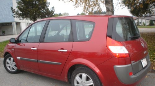 Dezmembrez Renault Scenic 2006