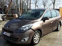 Dezmembrez Renault Scenic 3 1.5 DCI 110 Eco 2 2011