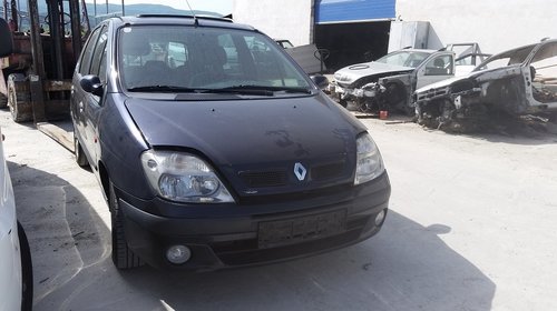 Dezmembrez Renault Scenic, an 2000, 1.9 dci