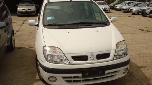 Dezmembrez Renault Scenic an 2001 1.9 dti