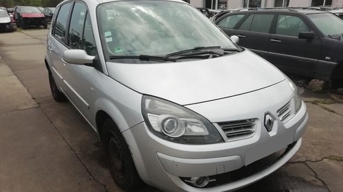 Dezmembrez Renault Scenic II 2009 MONOVOLUM 1.5 DCI