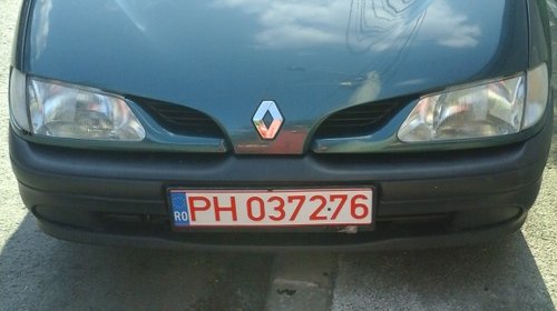 Dezmembrez renault scenic