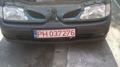 Dezmembrez renault scenic