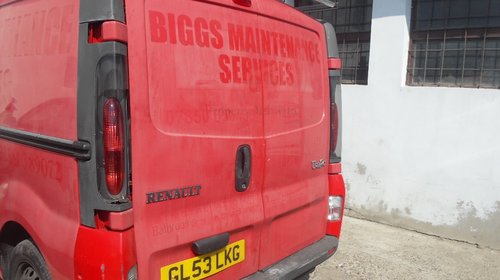 Dezmembrez Renault Trafic, 1.9, an 2003