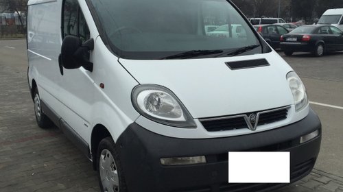 Dezmembrez Renault Trafic 1.9 DCI 2002 F9Q