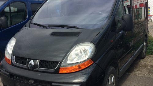 Dezmembrez Renault Trafic 1.9 dci 2005 F9Q